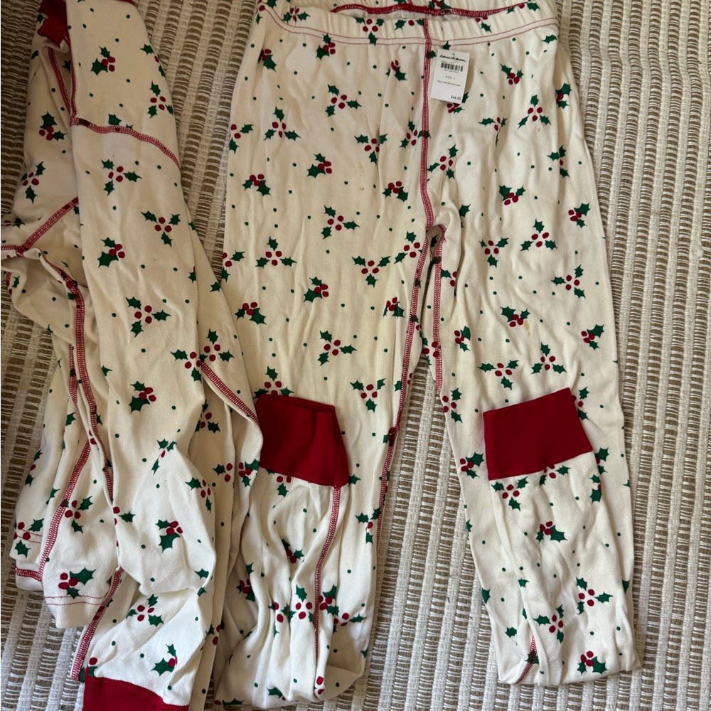 Hanna andersson Mens L Christmas pajamas